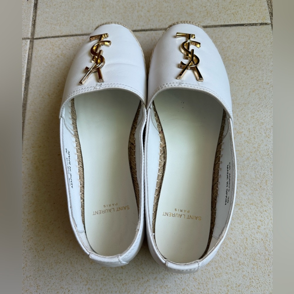 Saint Laurent White Leather Espadrille Flats with Gold Logo - Picture 4 of 10